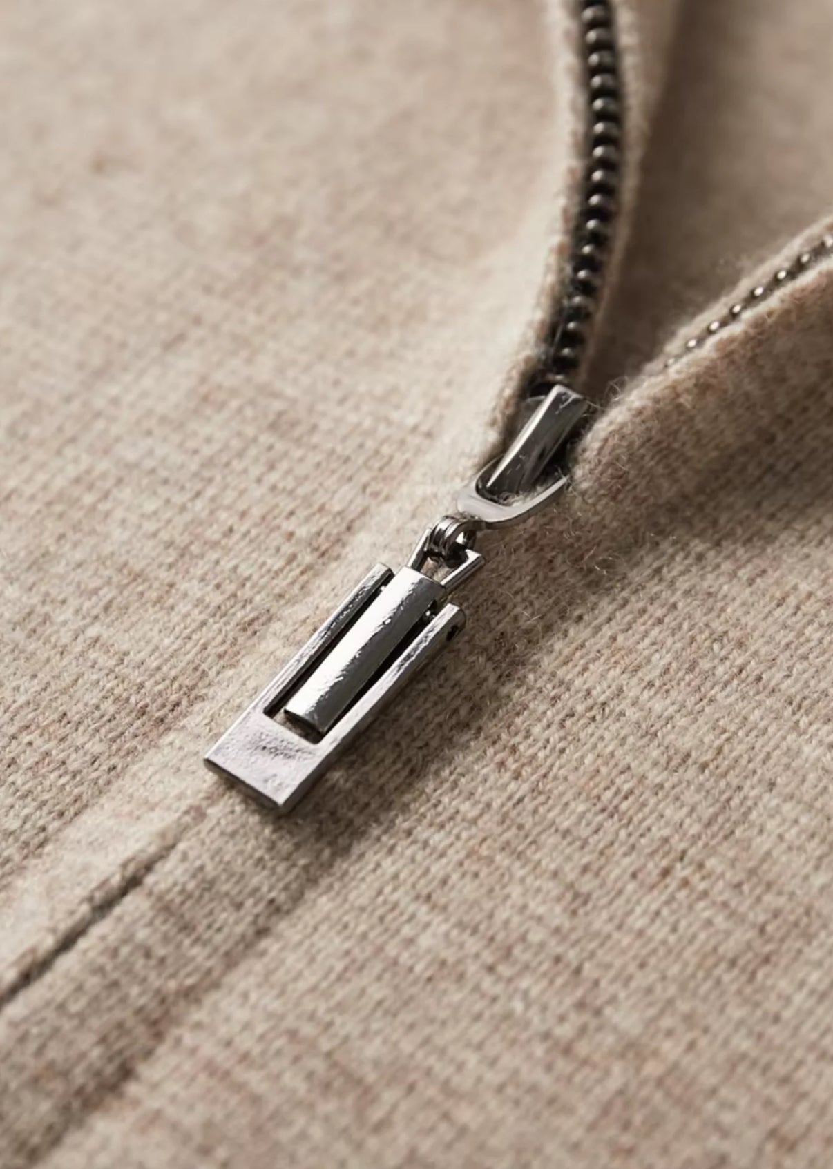 EXTRA-FINE MERINO WOOL ZIP POLO CARDIGAN